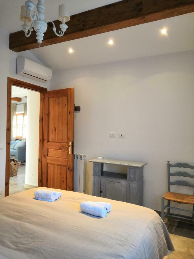 Maremma Country Chic Le Ginestre Vila Sovana Exterior foto
